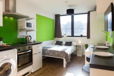 1 bed studio, 29-31 Broad Street, City Centre, Bristol, BS12HF - Image 1